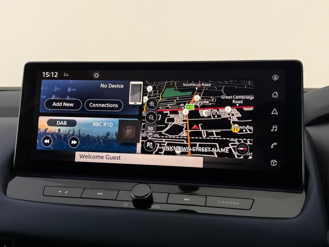 Nissan Qashqai thumbnail Infotainment System