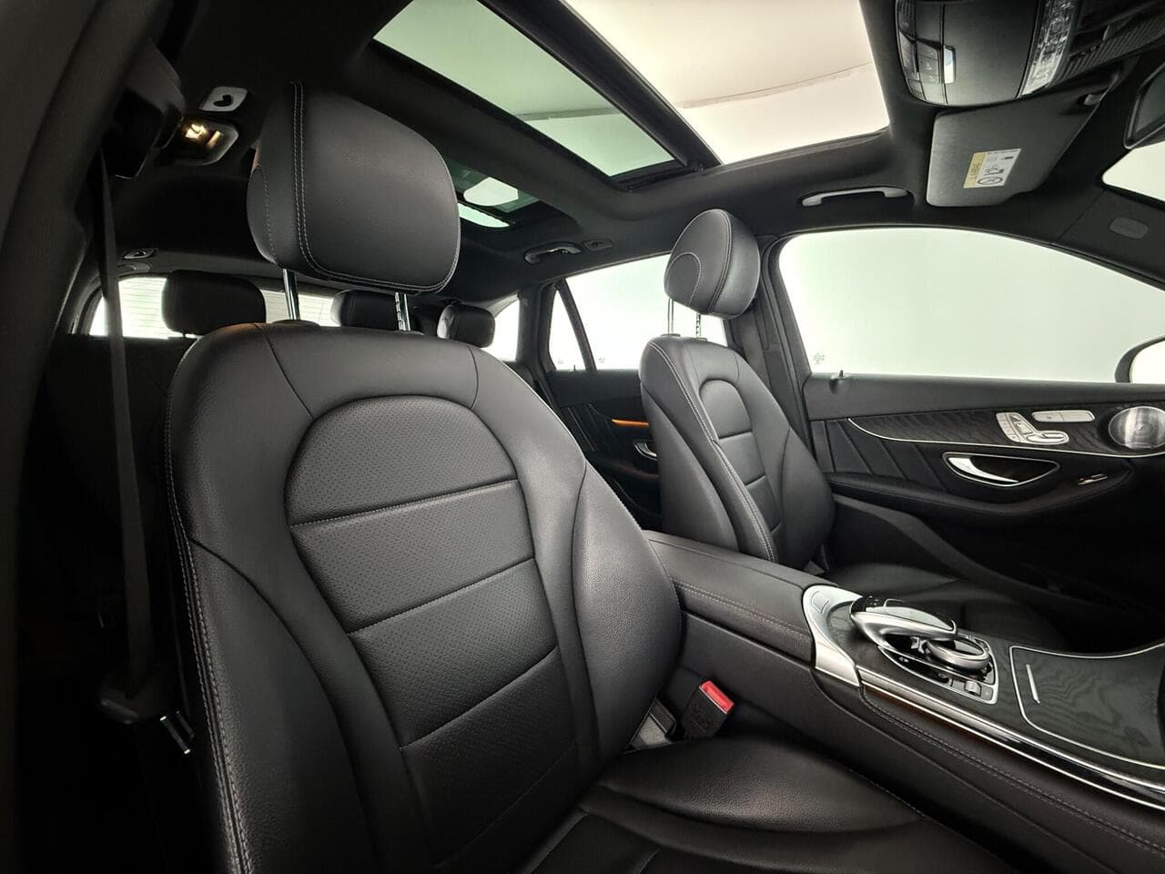 Mercedes-Benz GLC thumbnail Seat Driver
