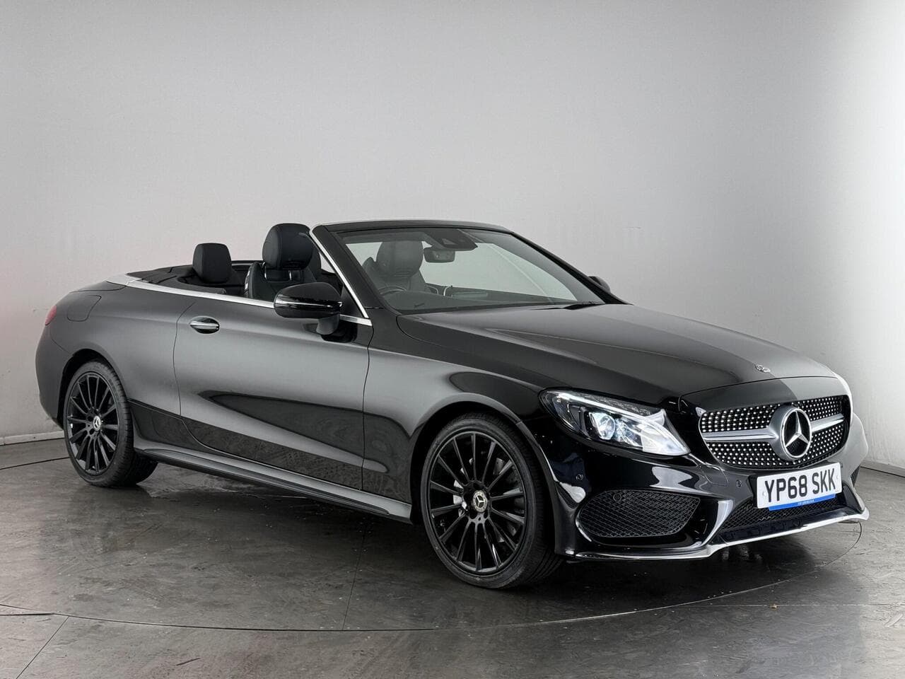 Mercedes-Benz C Class - Mercedes-Benz C Class 2.1 C220d AMG Line Cabriolet G-Tronic+ 4MATIC Euro 6 (s/s) 2dr