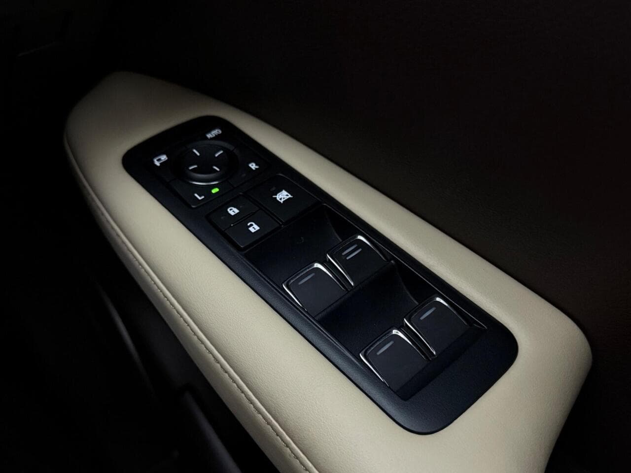 Lexus RX thumbnail Misc Controls