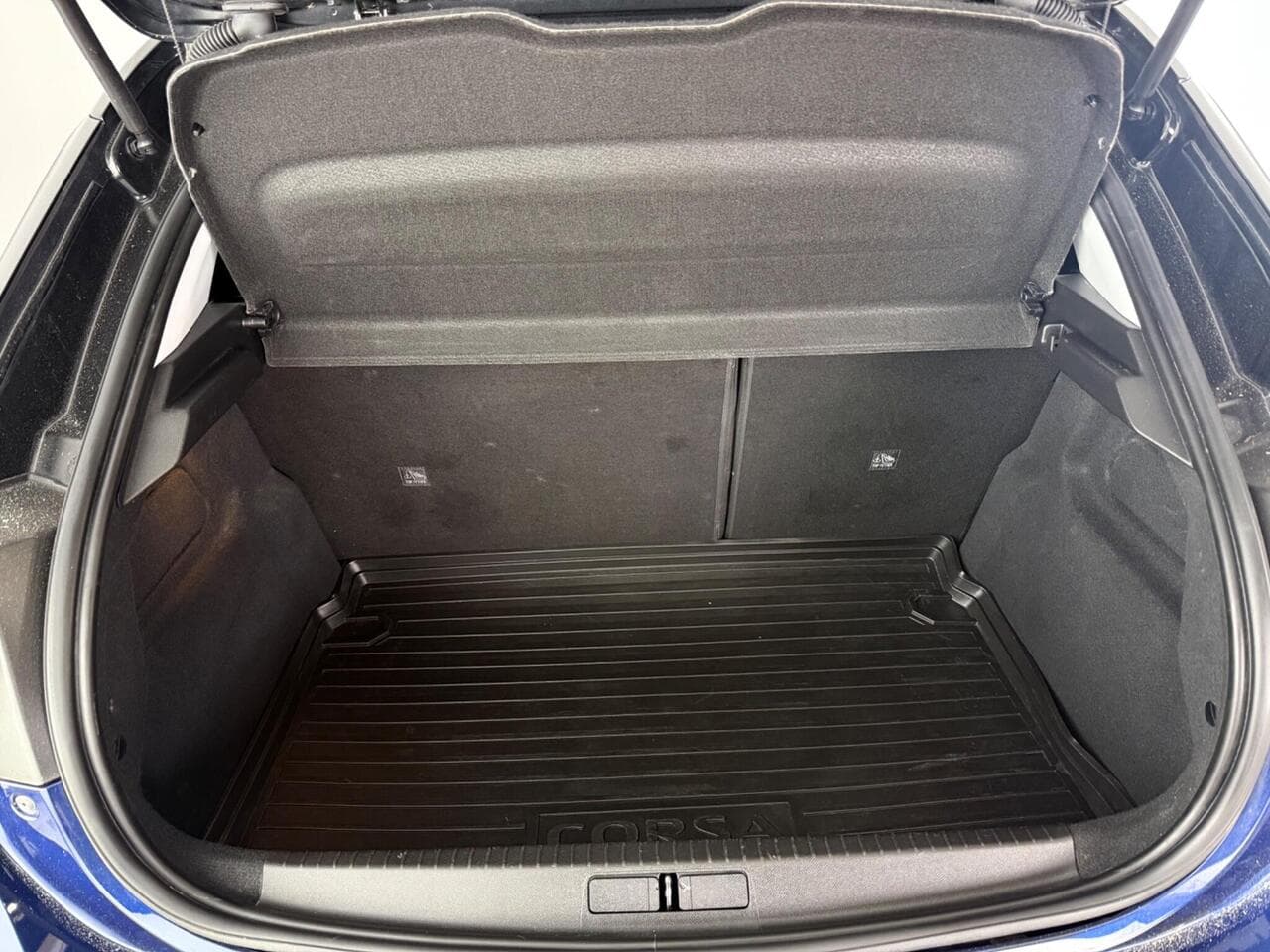 Vauxhall Corsa thumbnail Boot