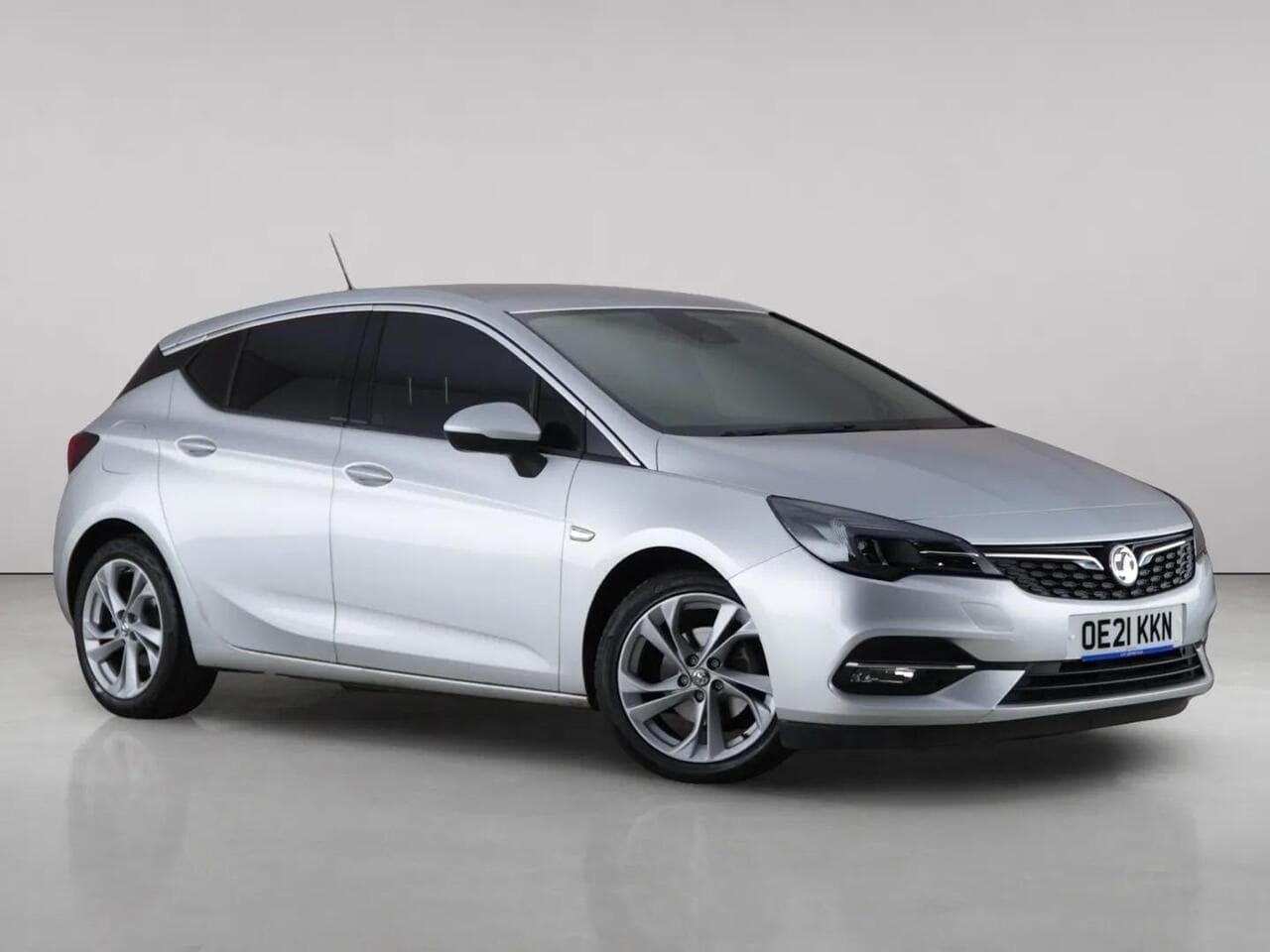 Vauxhall Astra - Vauxhall Astra 1.2 Turbo SRi Euro 6 (s/s) 5dr