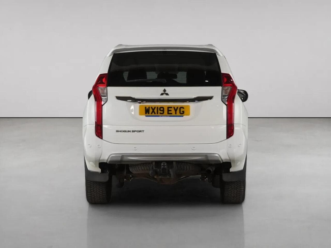 Mitsubishi Shogun Sport thumbnail Rear