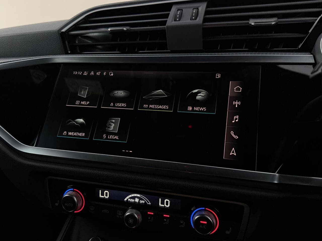 Audi Q3 thumbnail Infotainment System