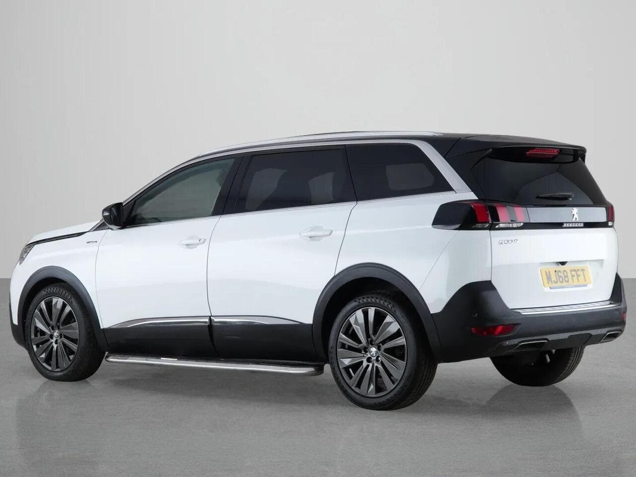 Peugeot 5008 thumbnail Side Left