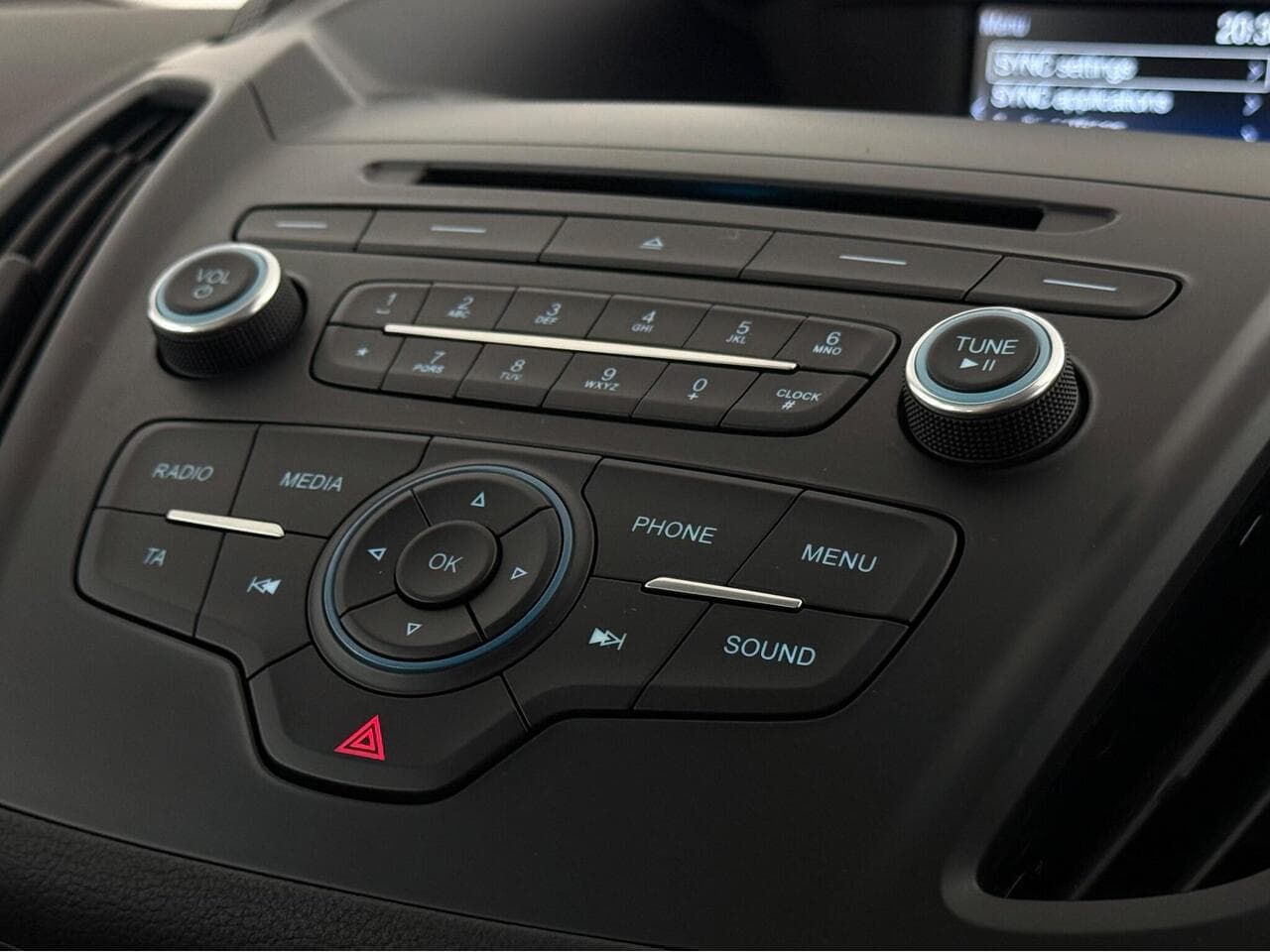 Ford Kuga thumbnail Misc Controls