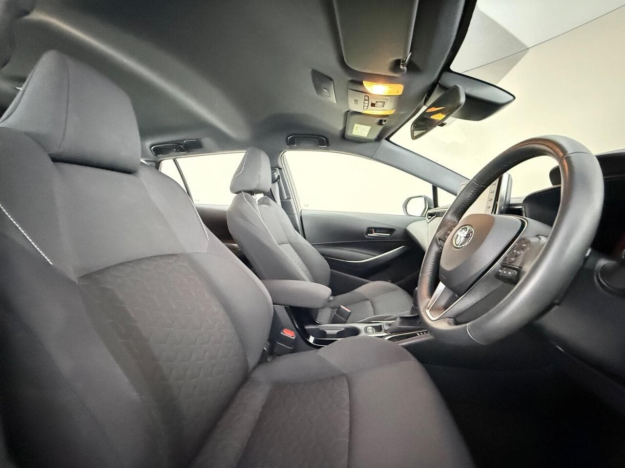 Toyota Corolla thumbnail Seat Driver