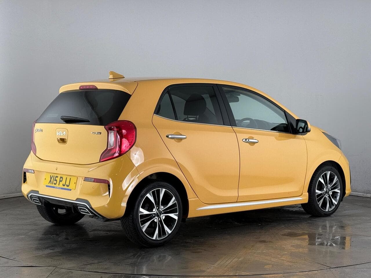 Kia Picanto thumbnail Side Right