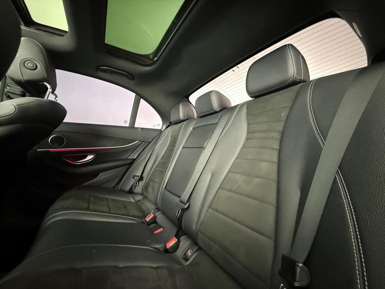 Mercedes-Benz E Class thumbnail Inconclusive