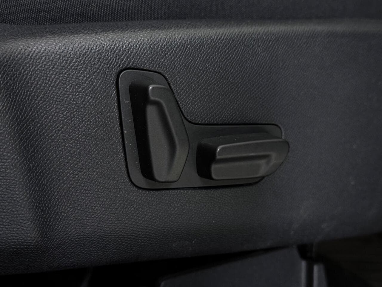 Citroen C5 Aircross thumbnail Misc Controls
