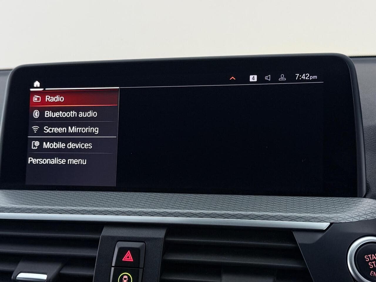 BMW X3 thumbnail Infotainment System