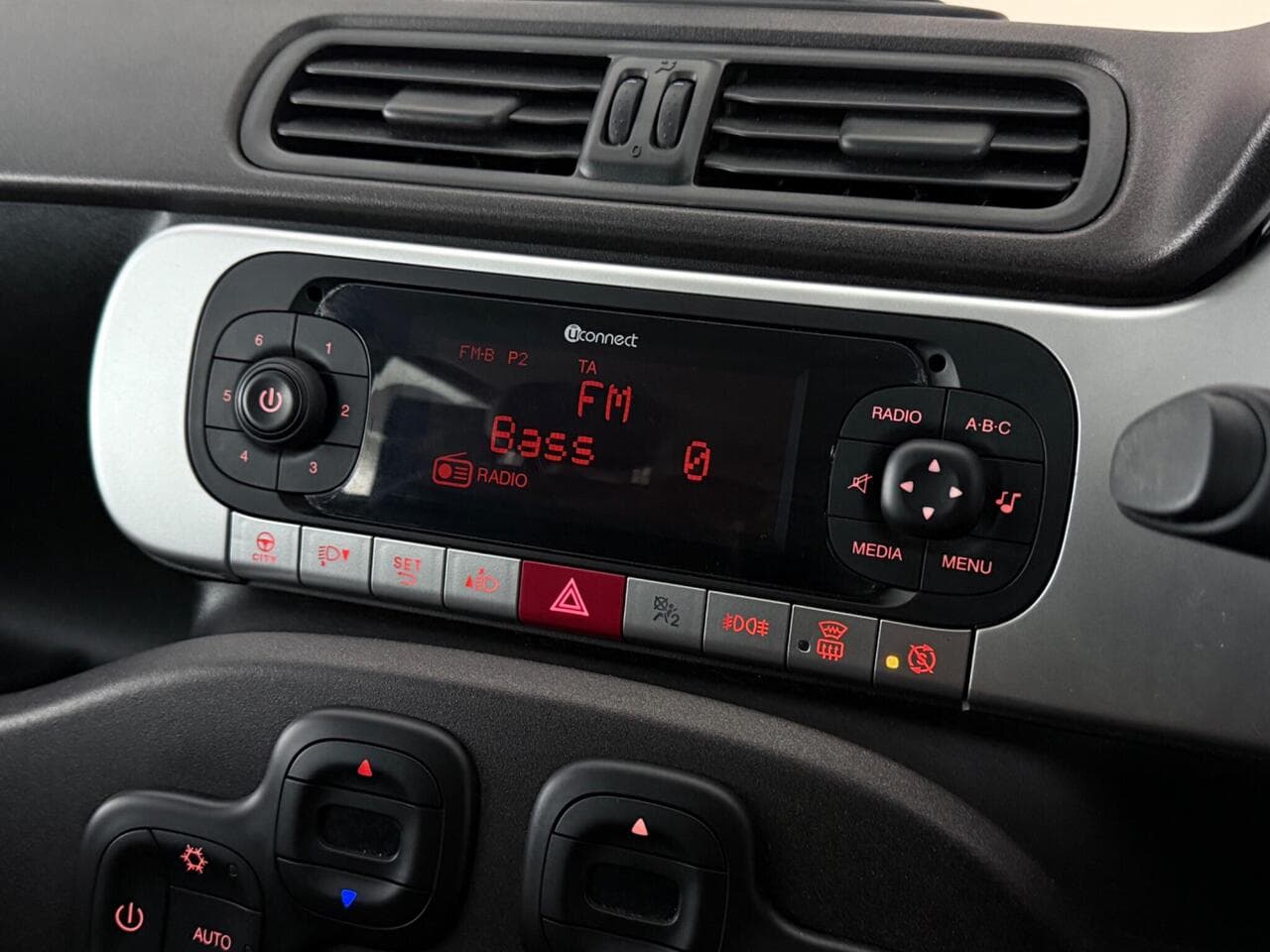 Fiat Panda thumbnail Infotainment System