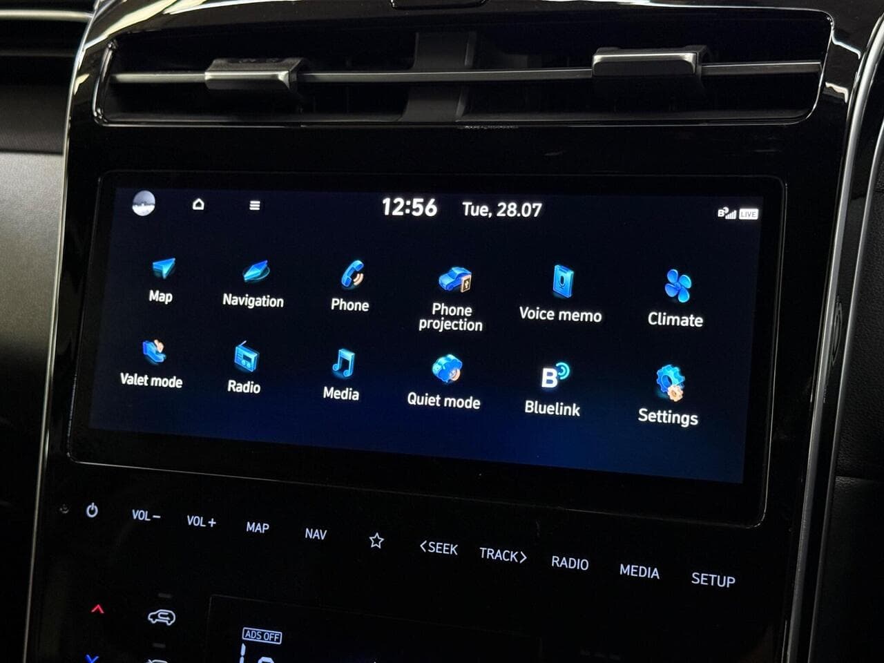Hyundai TUCSON thumbnail Infotainment System