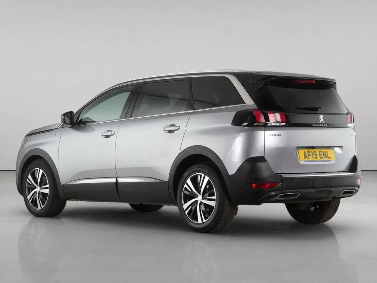 Peugeot 5008 thumbnail Rear Left
