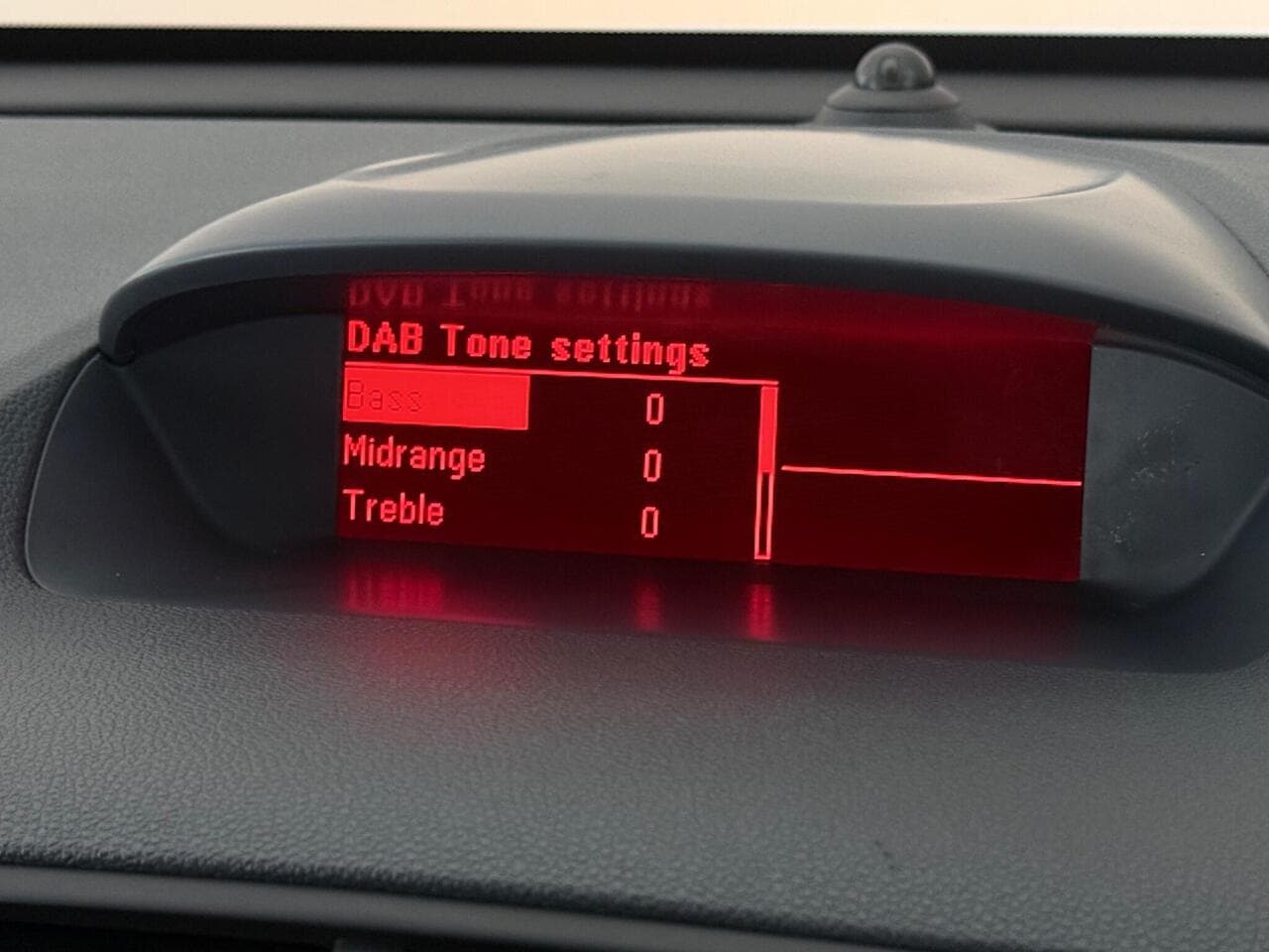 Vauxhall Mokka thumbnail Driver Instruments