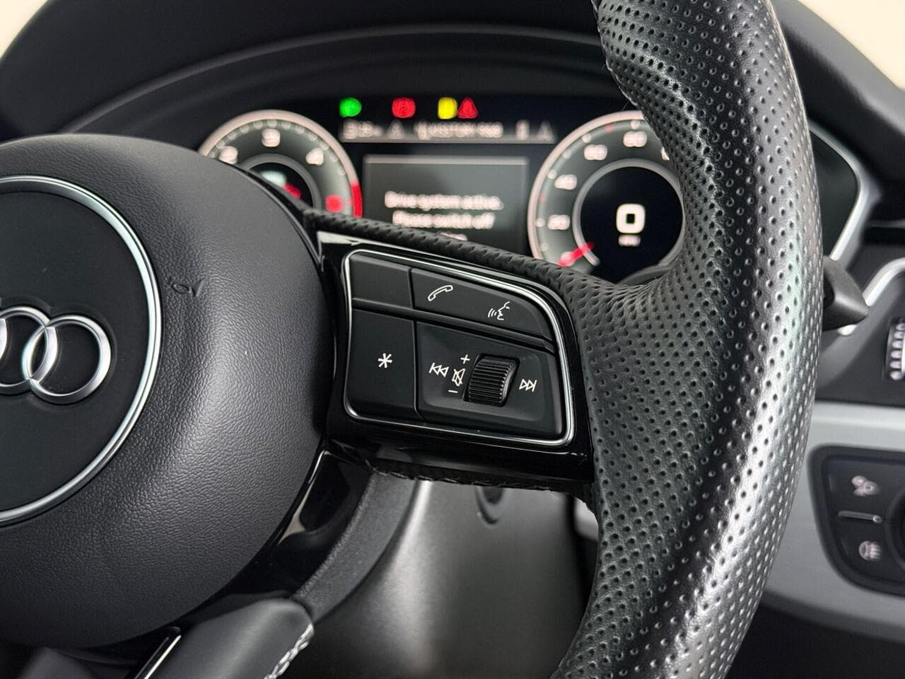 Audi A5 thumbnail Misc Controls