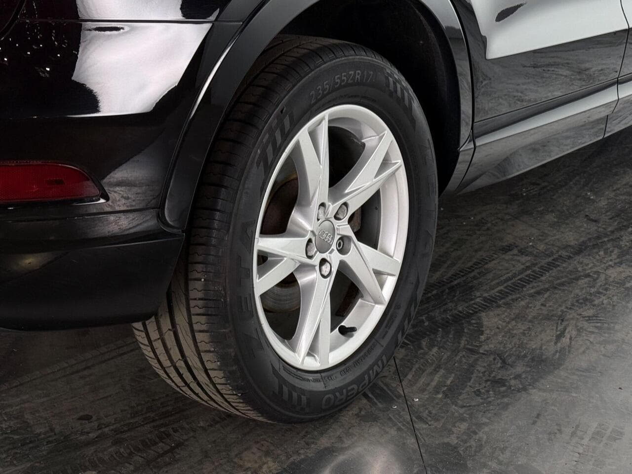 Audi Q3 thumbnail Wheel