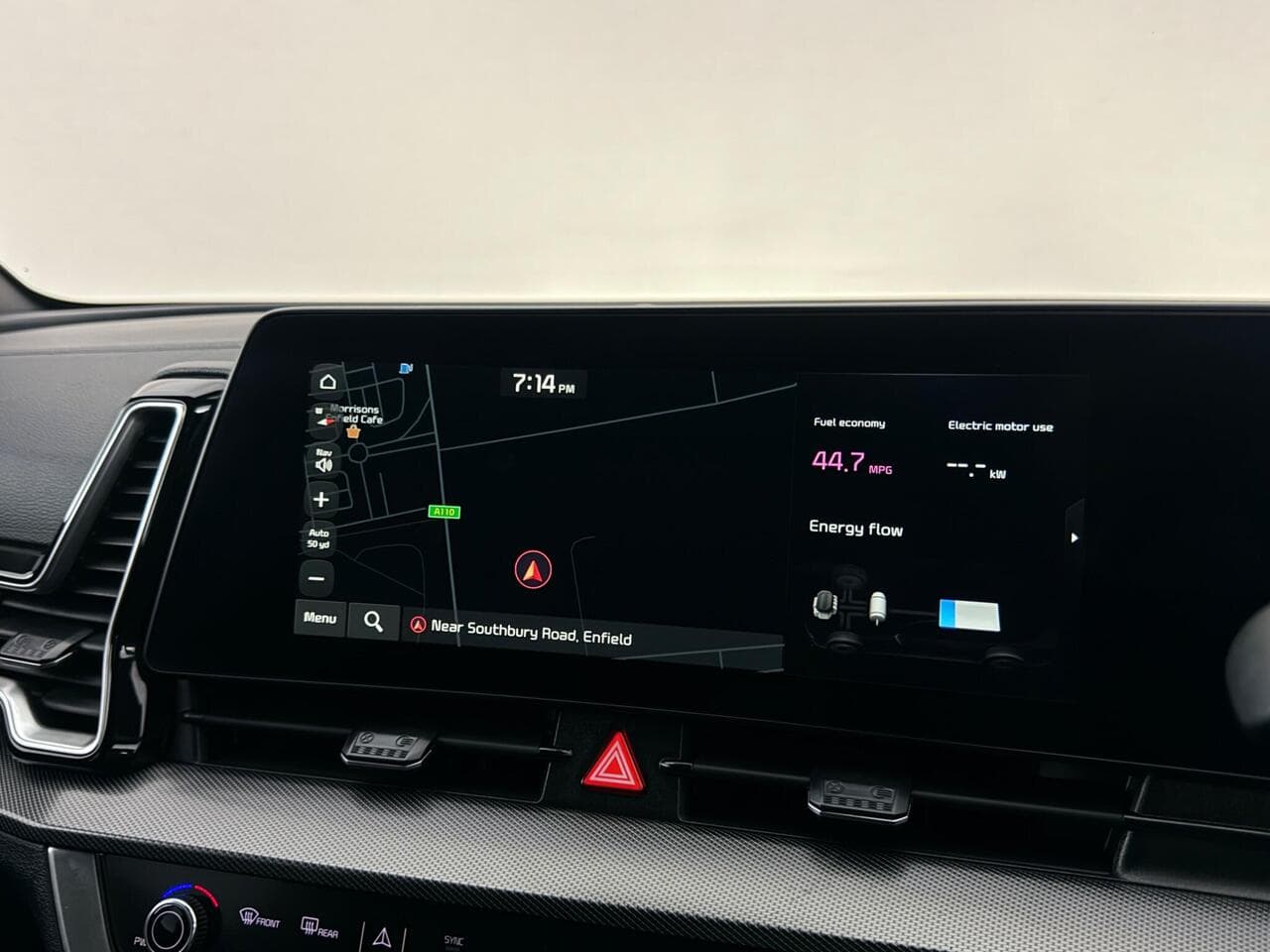 Kia Sportage thumbnail Infotainment System