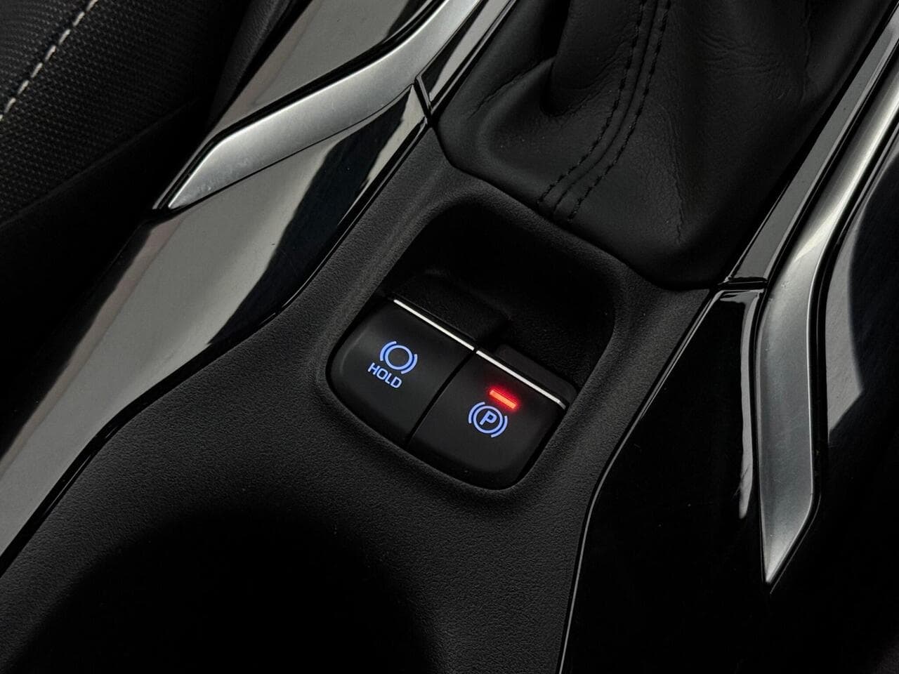 Toyota Corolla thumbnail Misc Controls