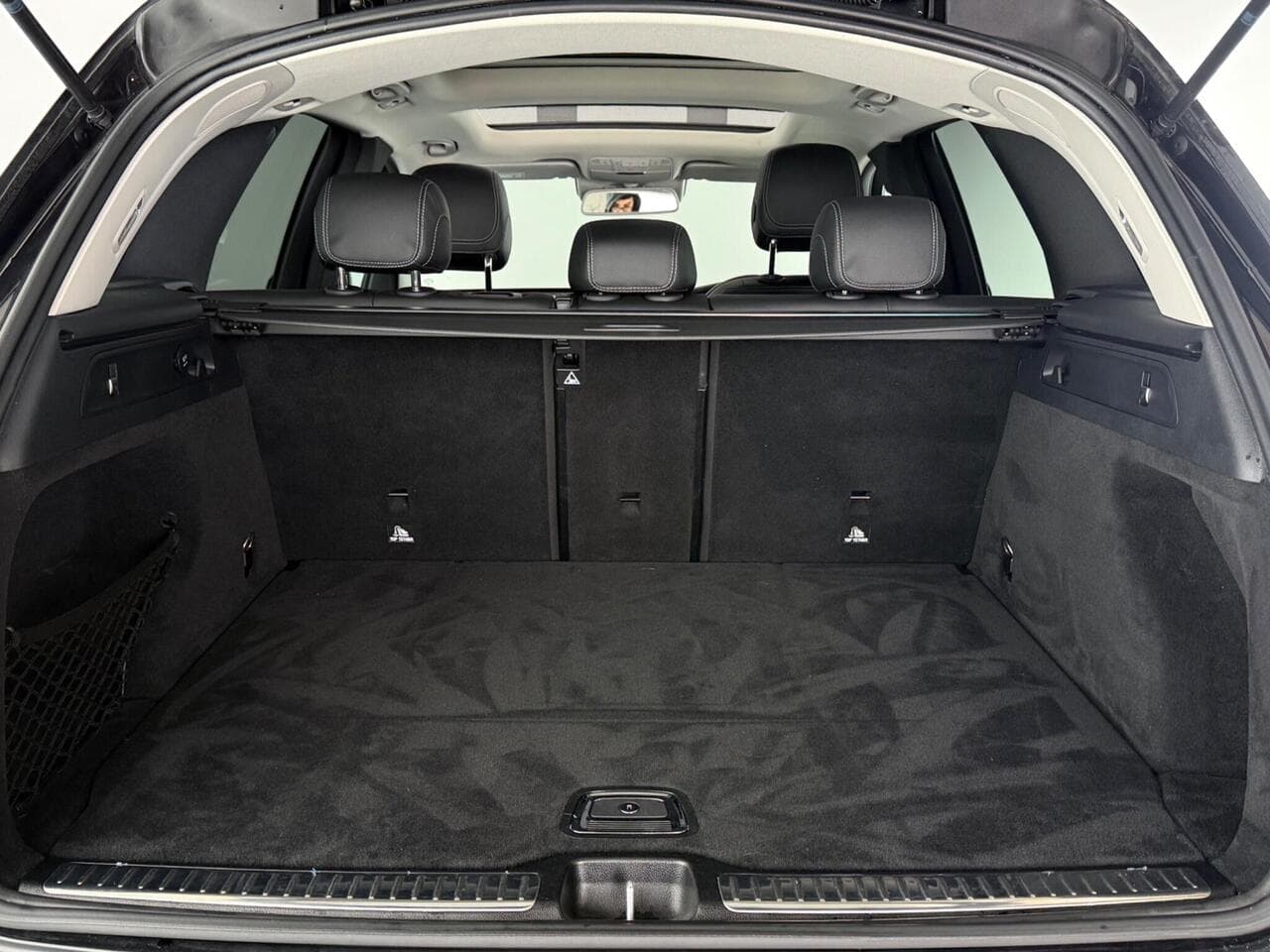 Mercedes-Benz GLC thumbnail Boot