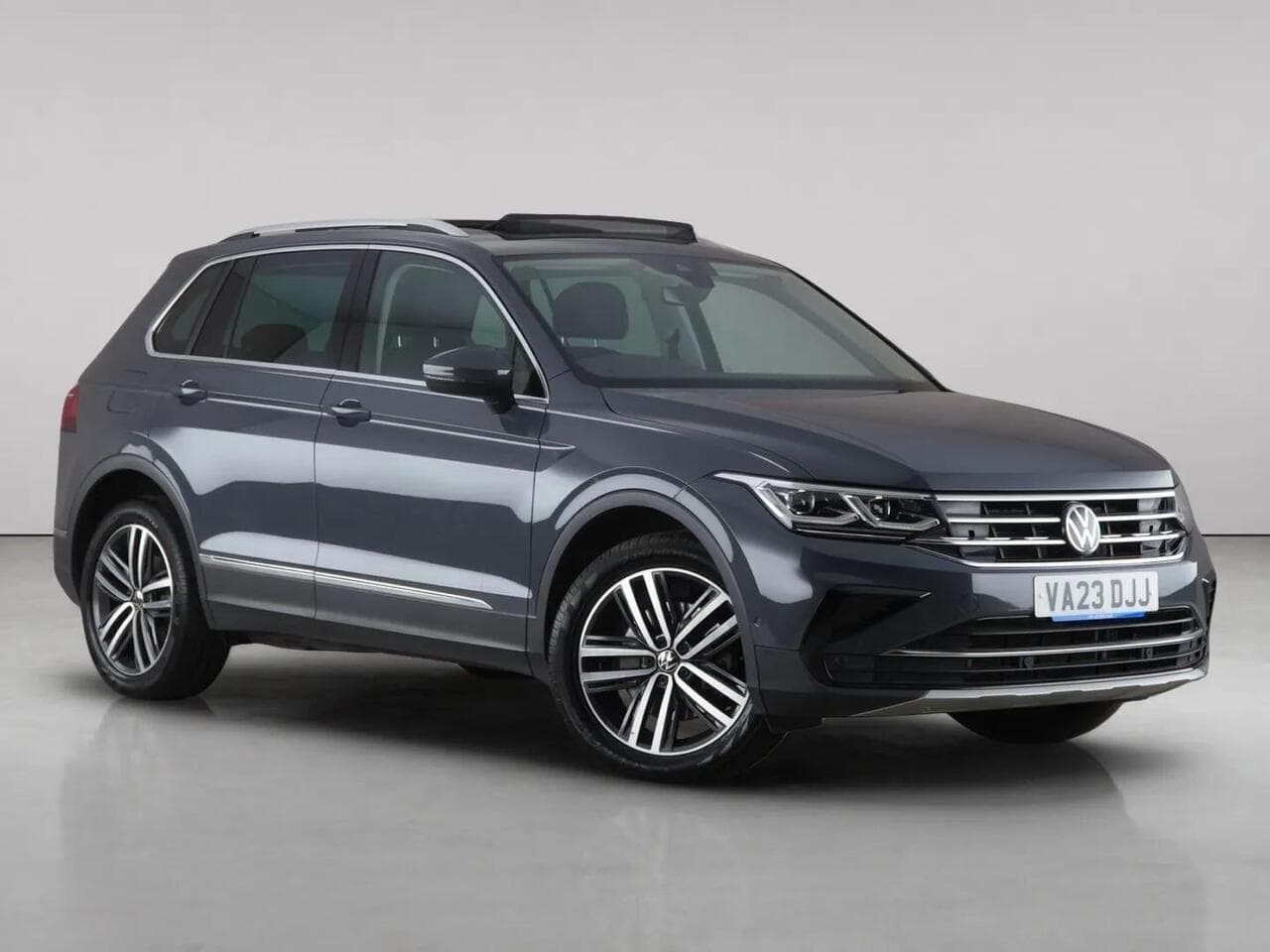 Volkswagen Tiguan - Volkswagen Tiguan 1.4 TSI 13kWh Elegance SUV 5dr Petrol Plug-in Hybrid DSG Euro 6 (s/s) (245 ps)