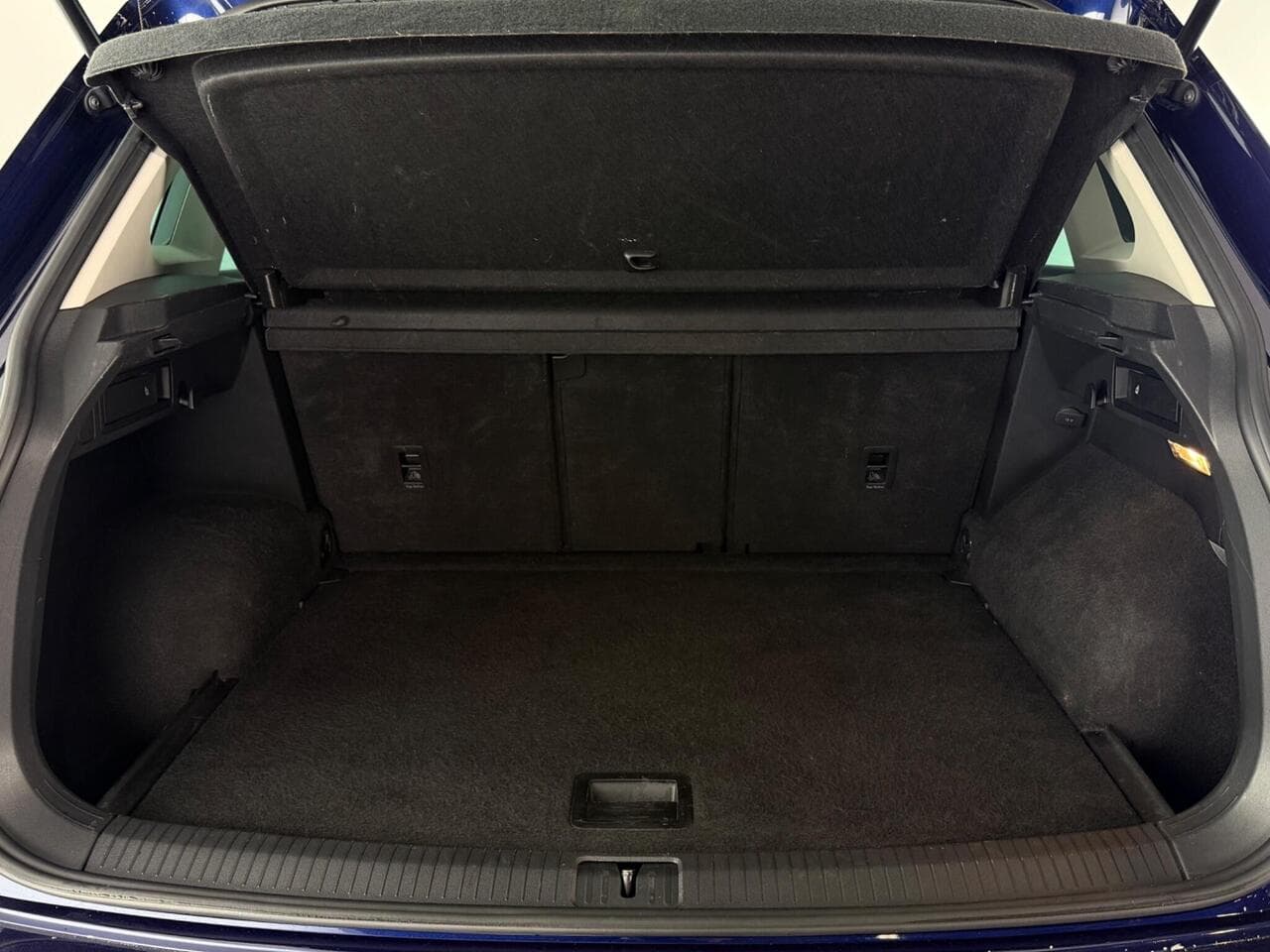 Volkswagen Tiguan thumbnail Boot