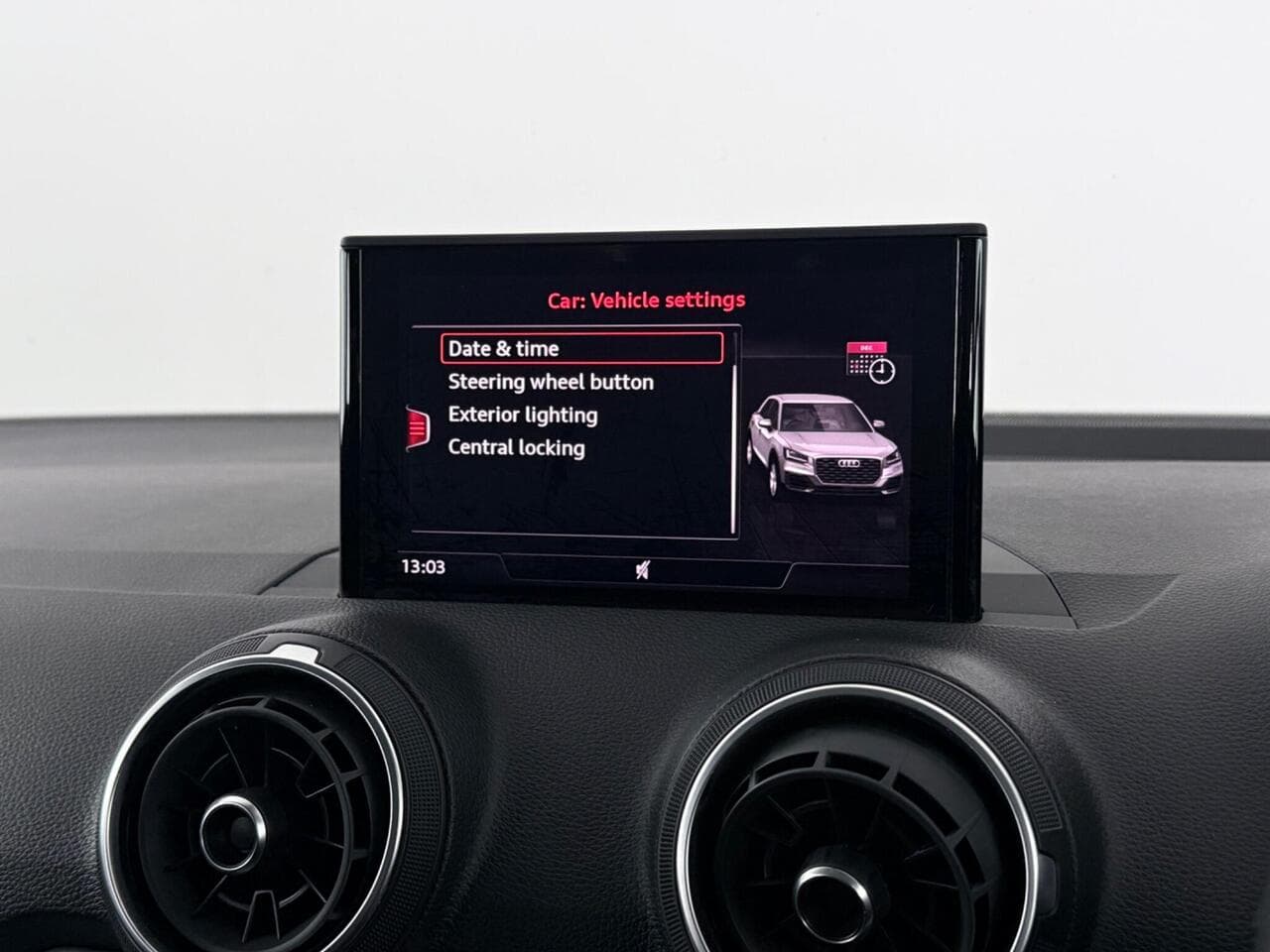 Audi Q2 thumbnail Infotainment System