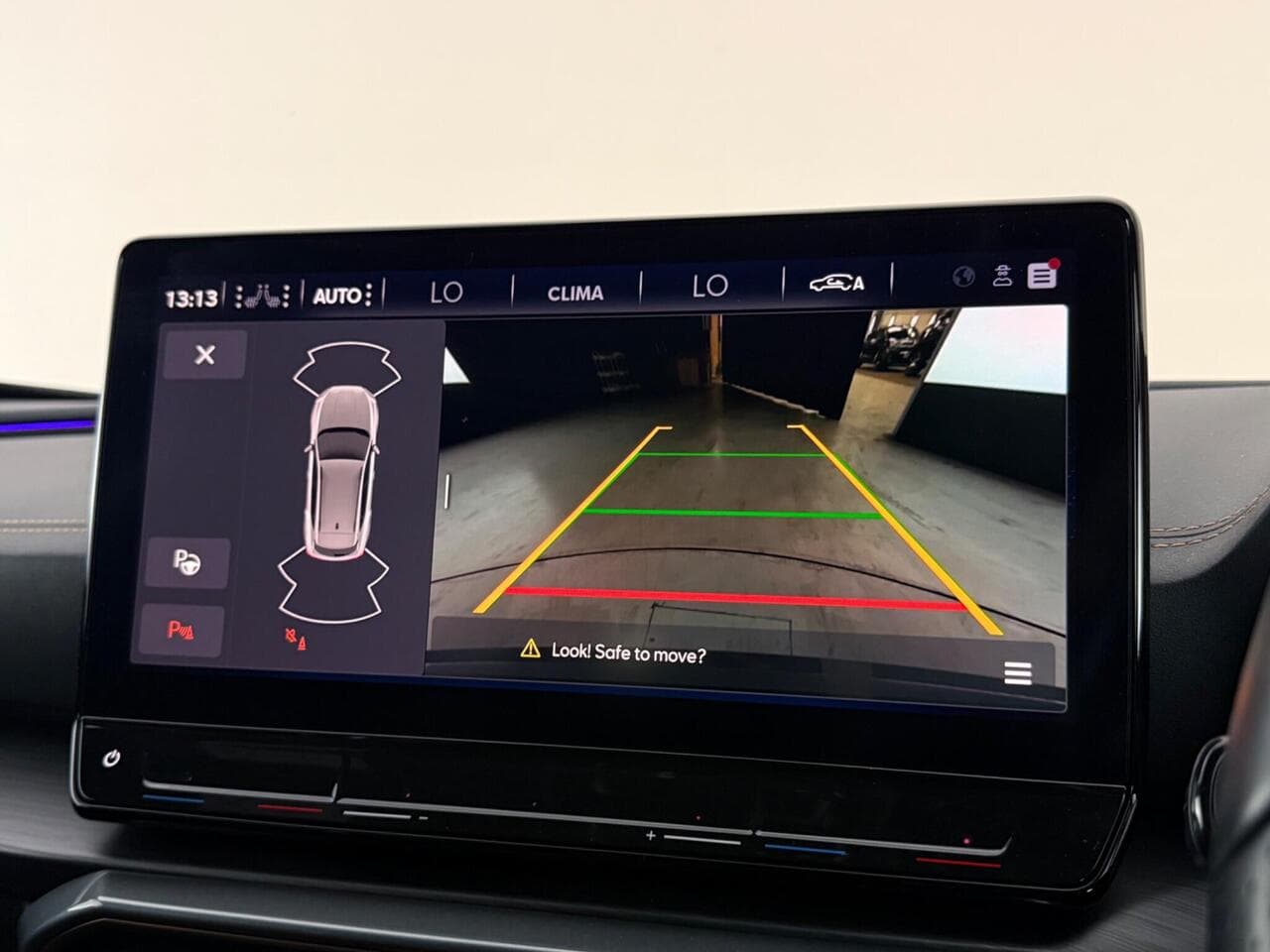 CUPRA Formentor thumbnail Infotainment System