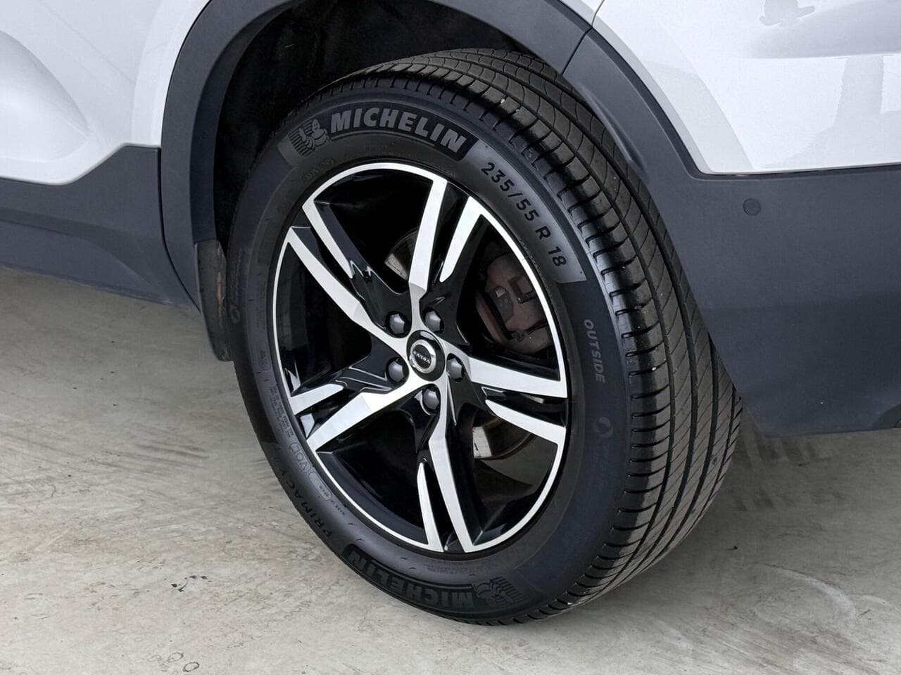 Volvo XC40 thumbnail Wheel