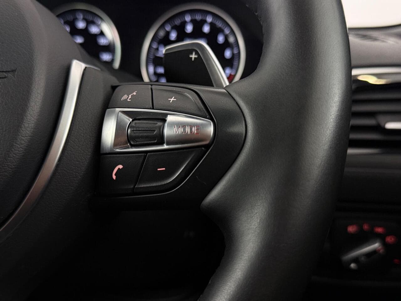 BMW 1 Series thumbnail Misc Controls