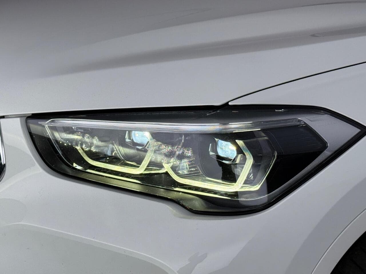 BMW X1 thumbnail Lights Front