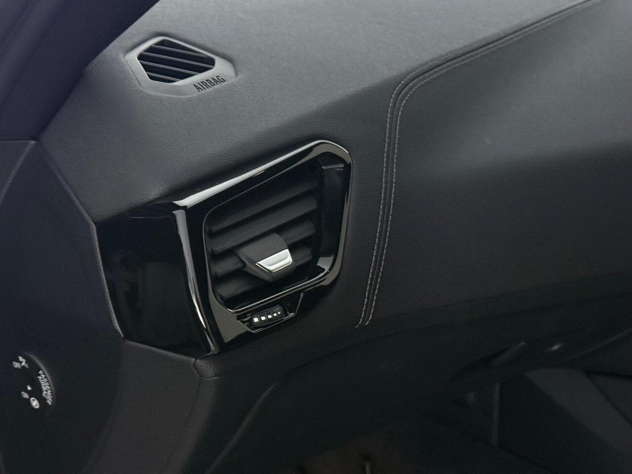 BMW Z4 thumbnail Misc Controls