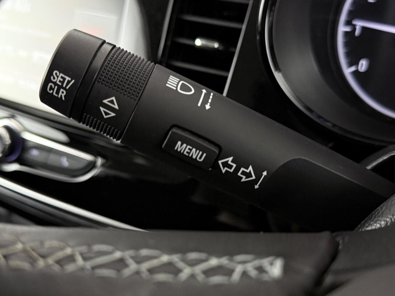 Vauxhall Mokka X thumbnail Misc Controls