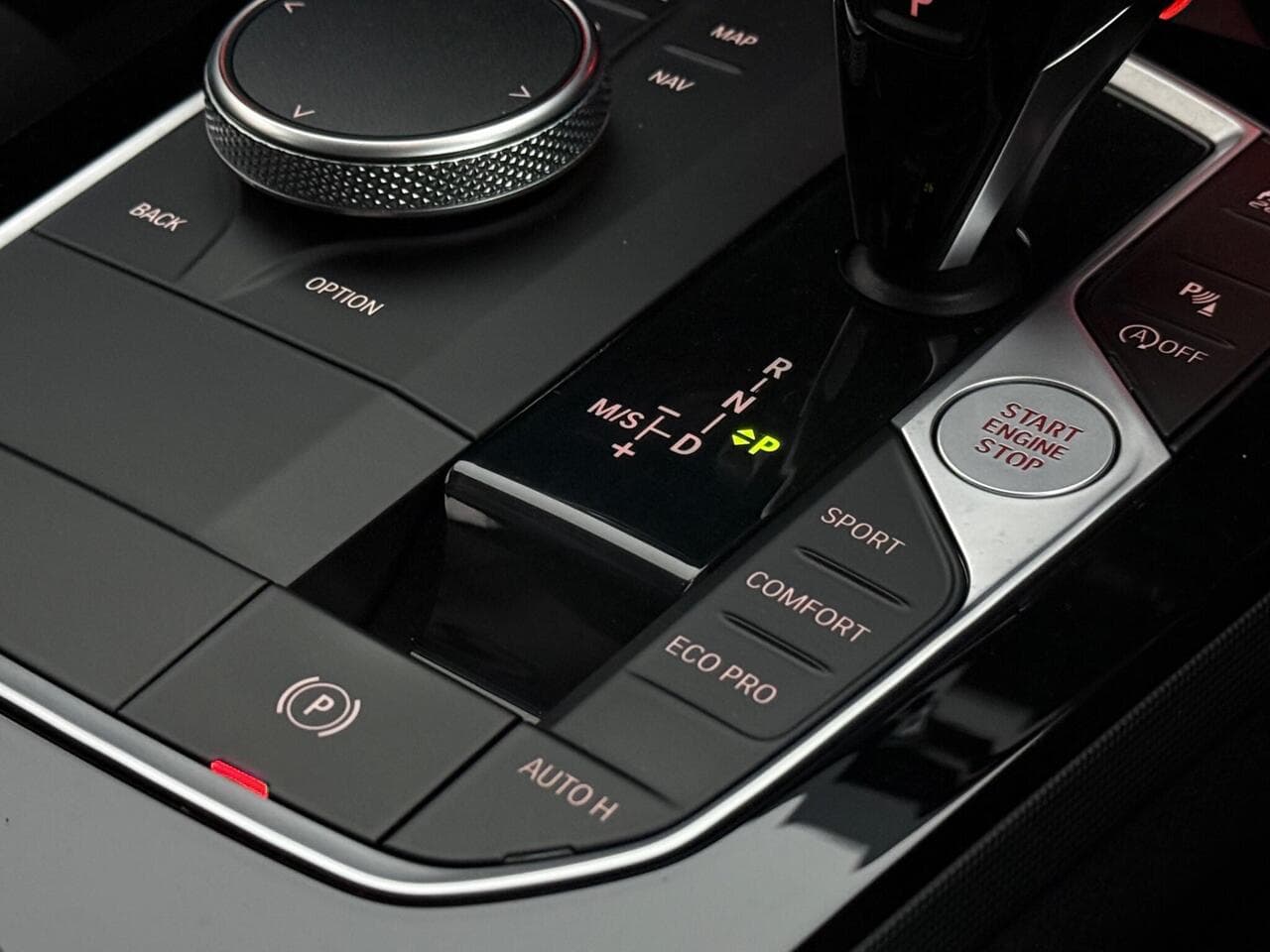 BMW 1 Series thumbnail Misc Controls