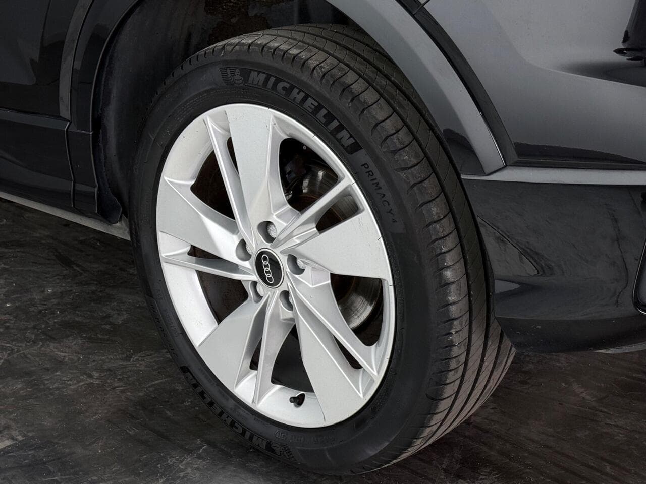 Audi Q2 thumbnail Wheel