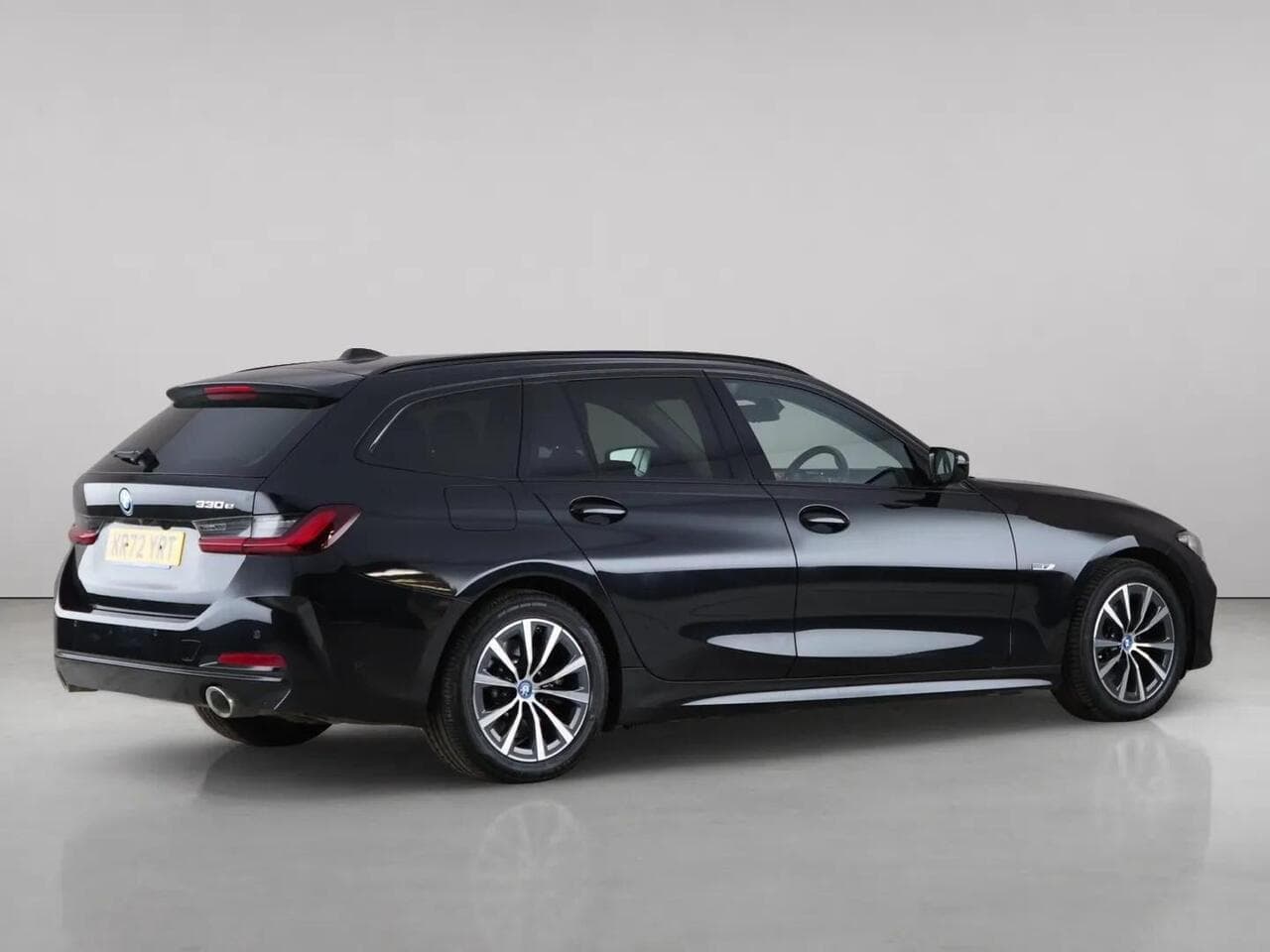 BMW 3 Series thumbnail Side Right