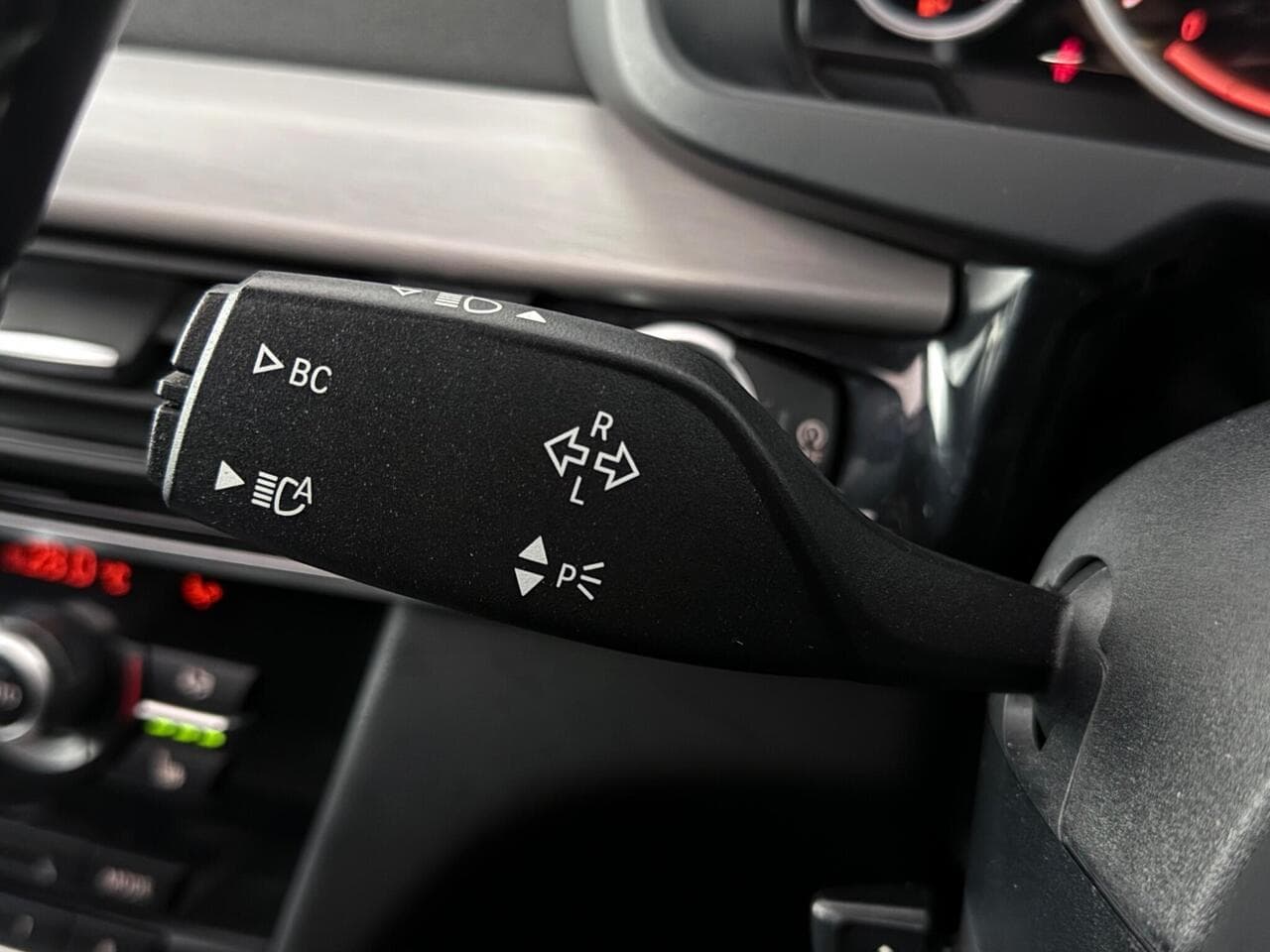 BMW X5 thumbnail Misc Controls