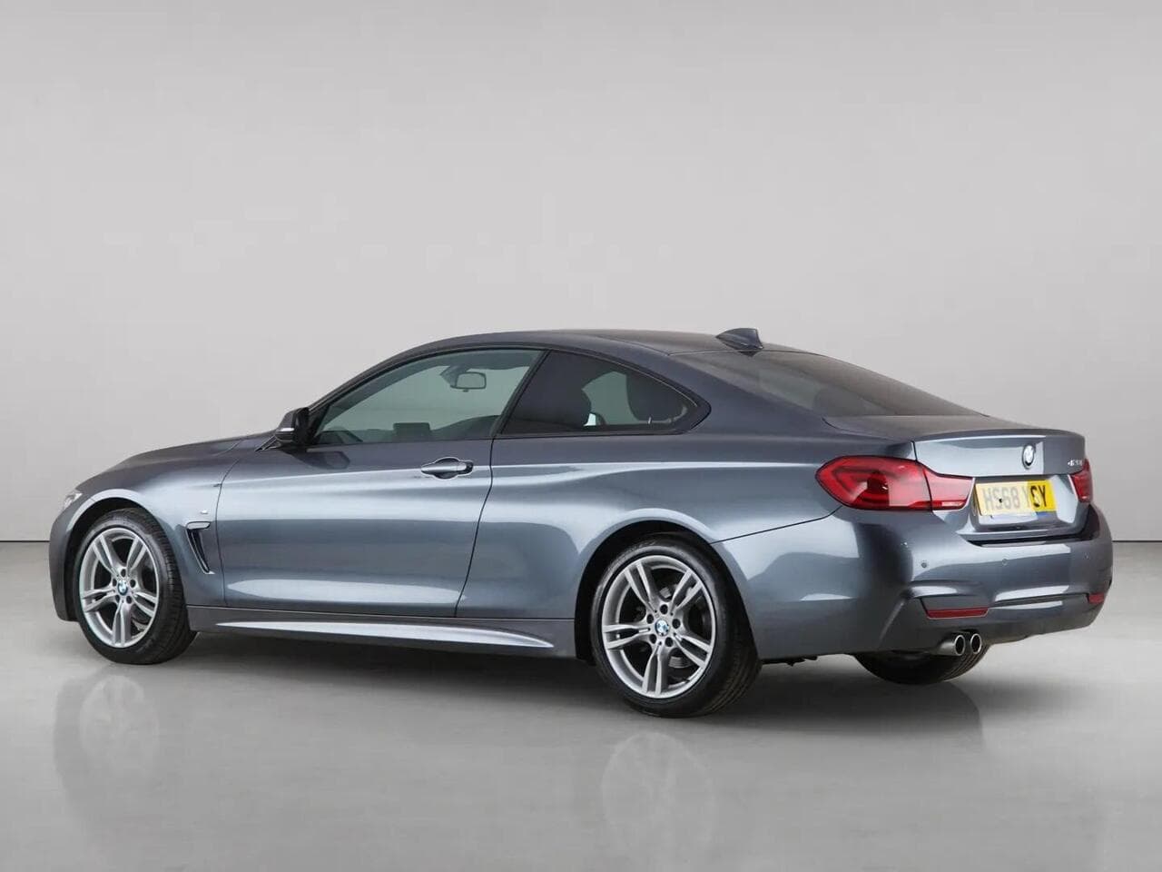 BMW 4 Series thumbnail Rear Left