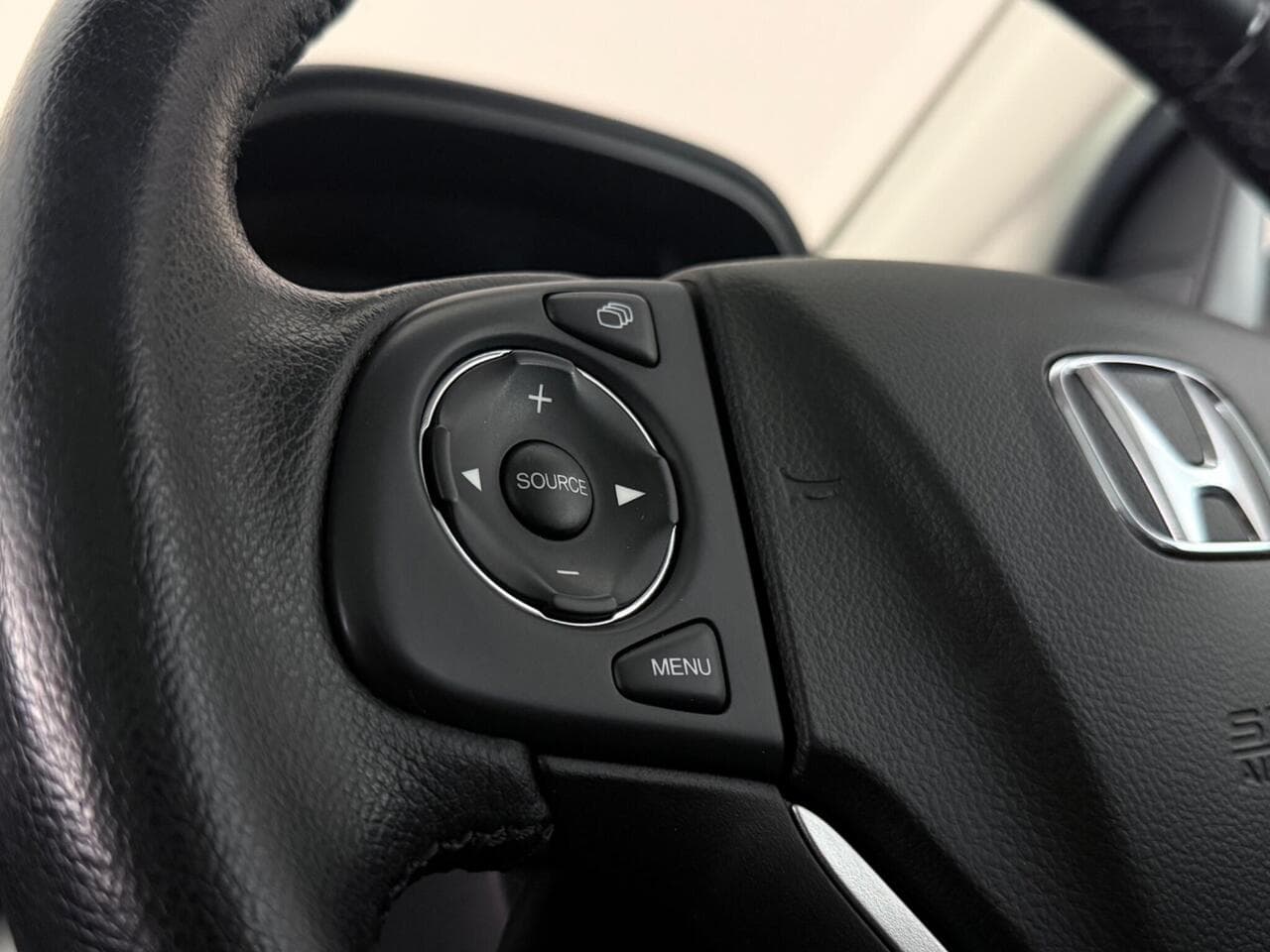 Honda CR-V thumbnail Misc Controls