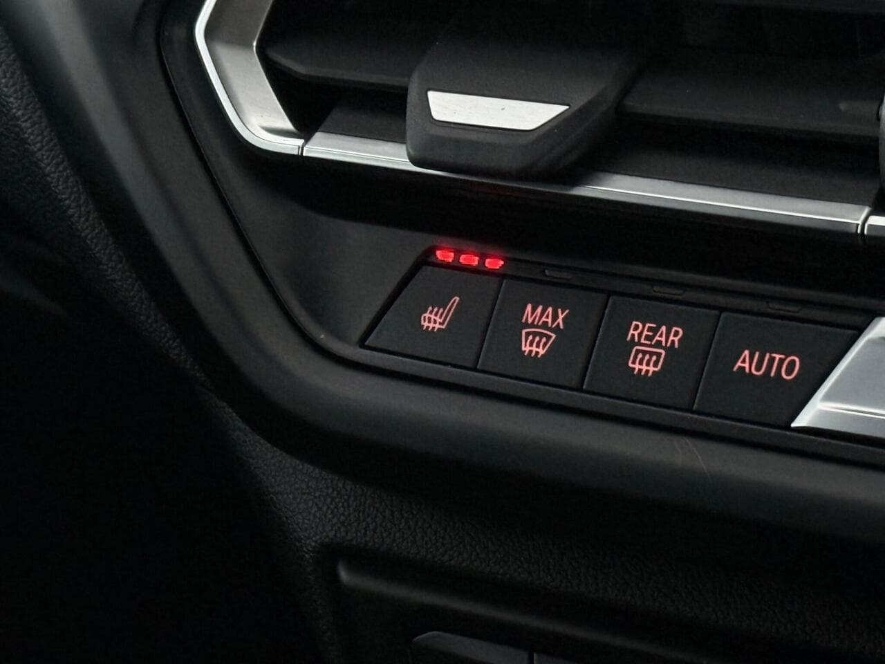 BMW 2 Series Gran Coupe thumbnail Misc Controls