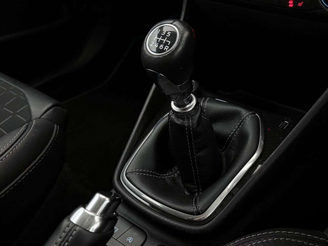 Ford Fiesta thumbnail Interior Front