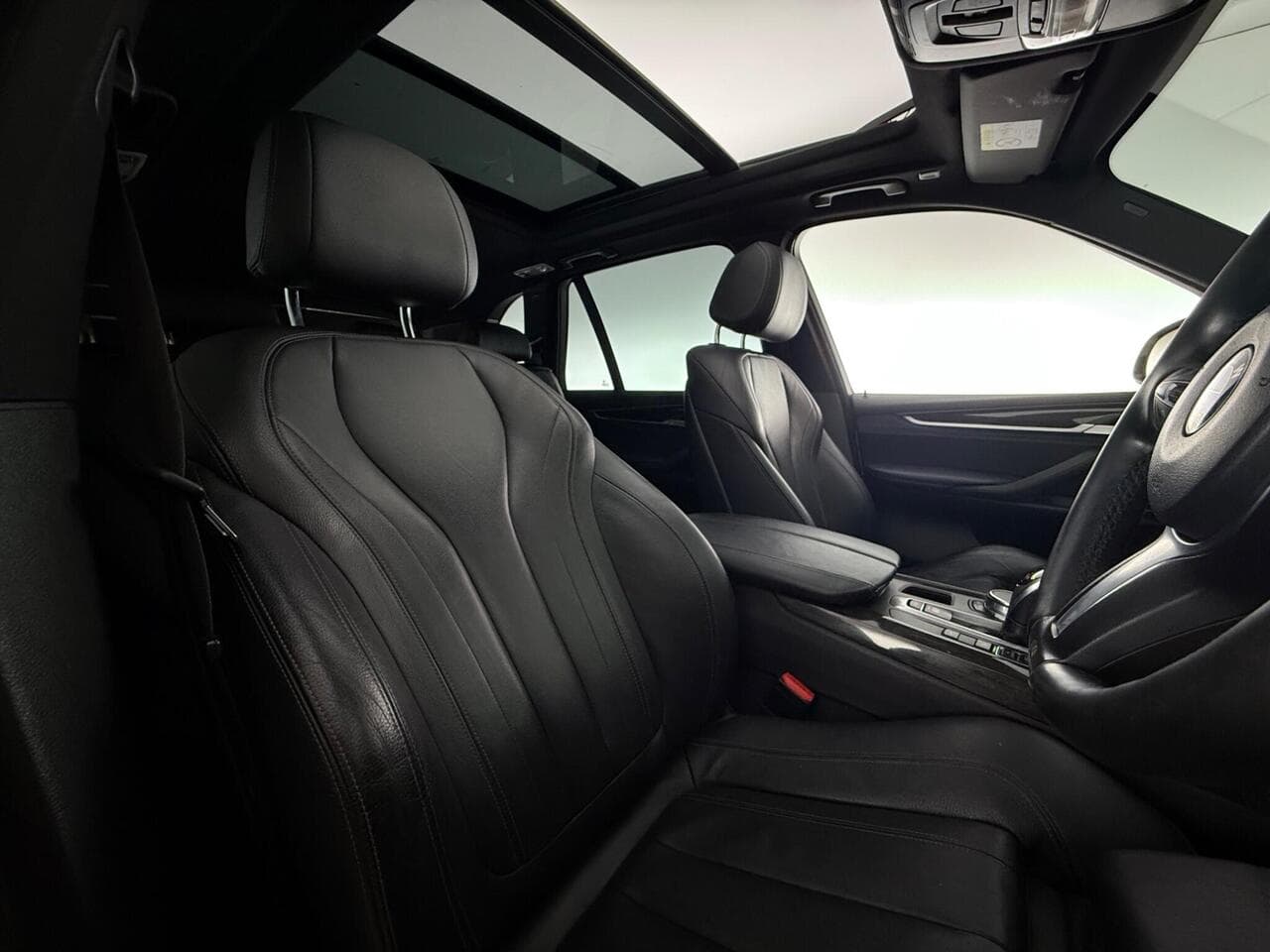 BMW X5 thumbnail Seat Driver