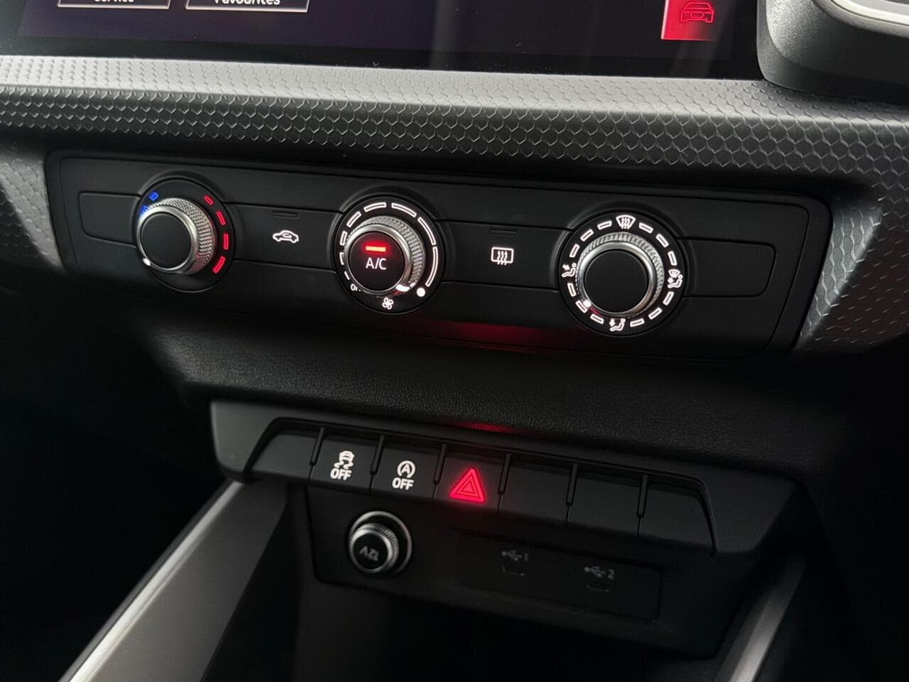 Audi A1 thumbnail Misc Controls