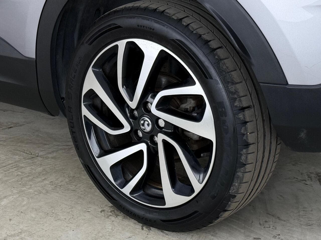 Vauxhall Grandland X thumbnail Wheel