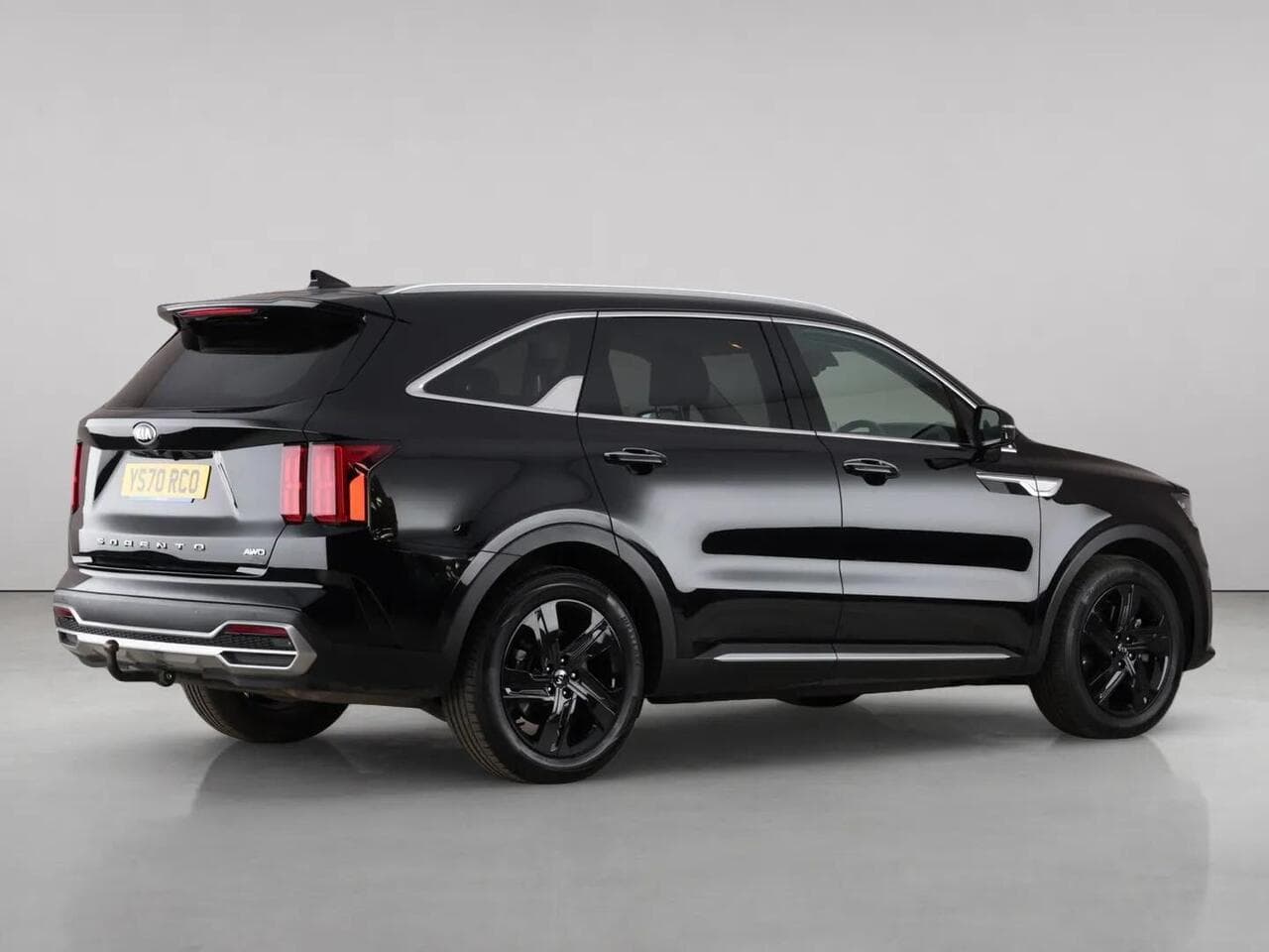 Kia Sorento thumbnail Rear Right