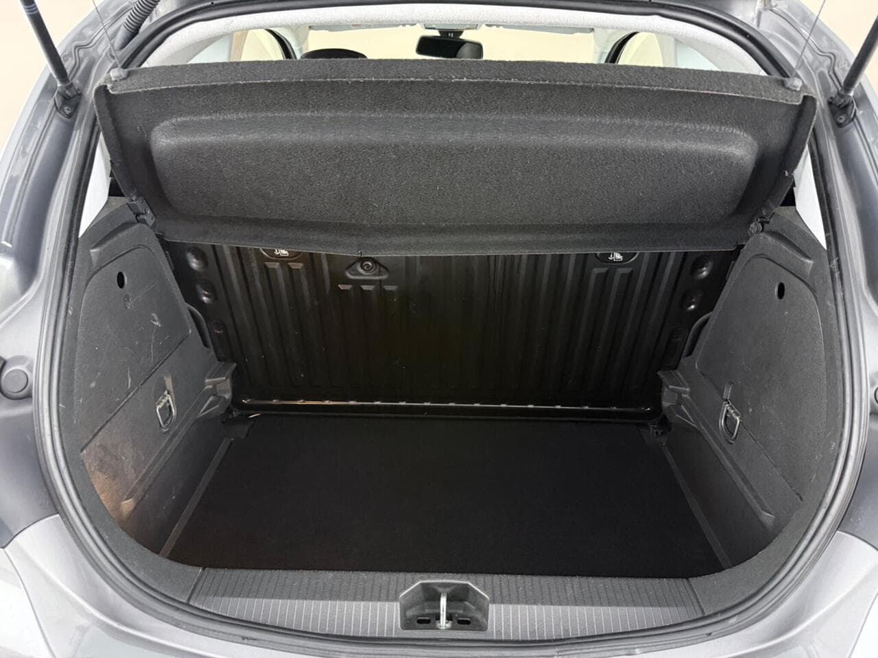 Vauxhall Corsa thumbnail Boot