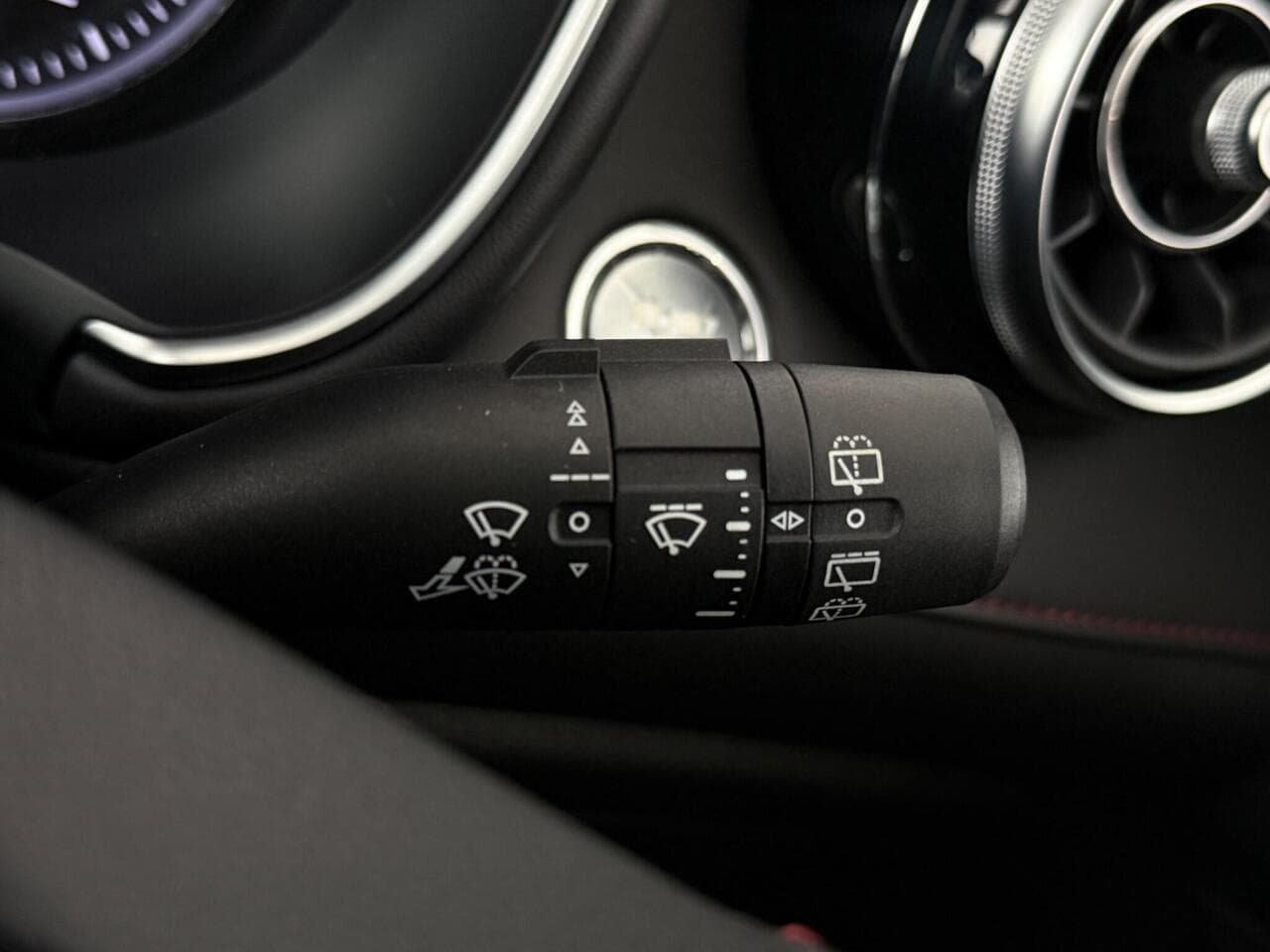 MG MG HS thumbnail Misc Controls