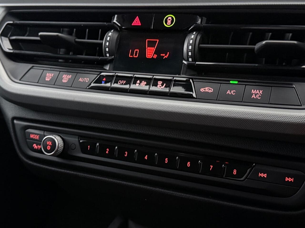 BMW 1 Series thumbnail Infotainment System