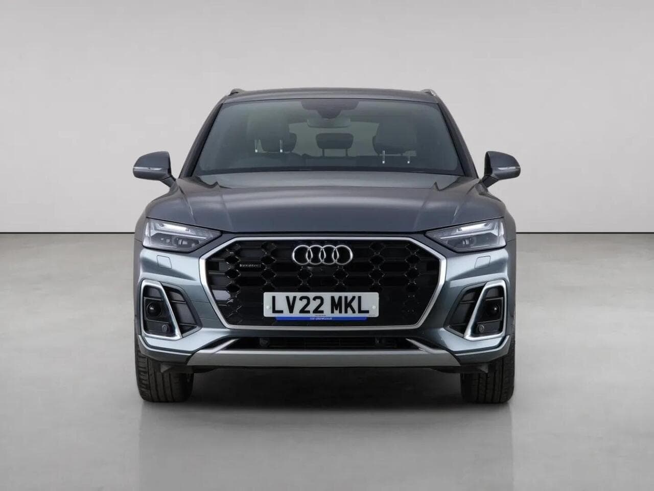 Audi Q5 thumbnail Front