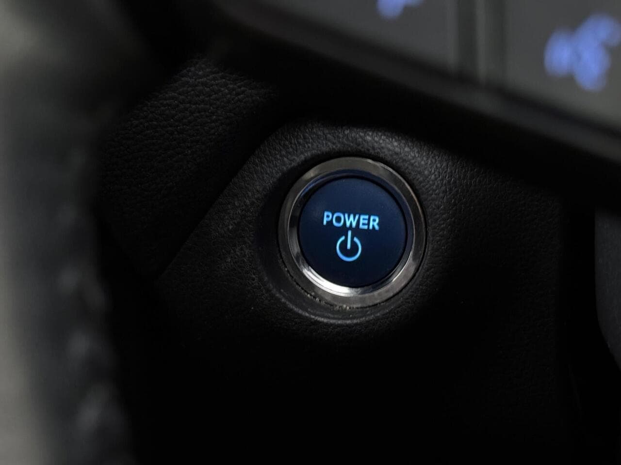 Toyota RAV4 thumbnail Misc Controls